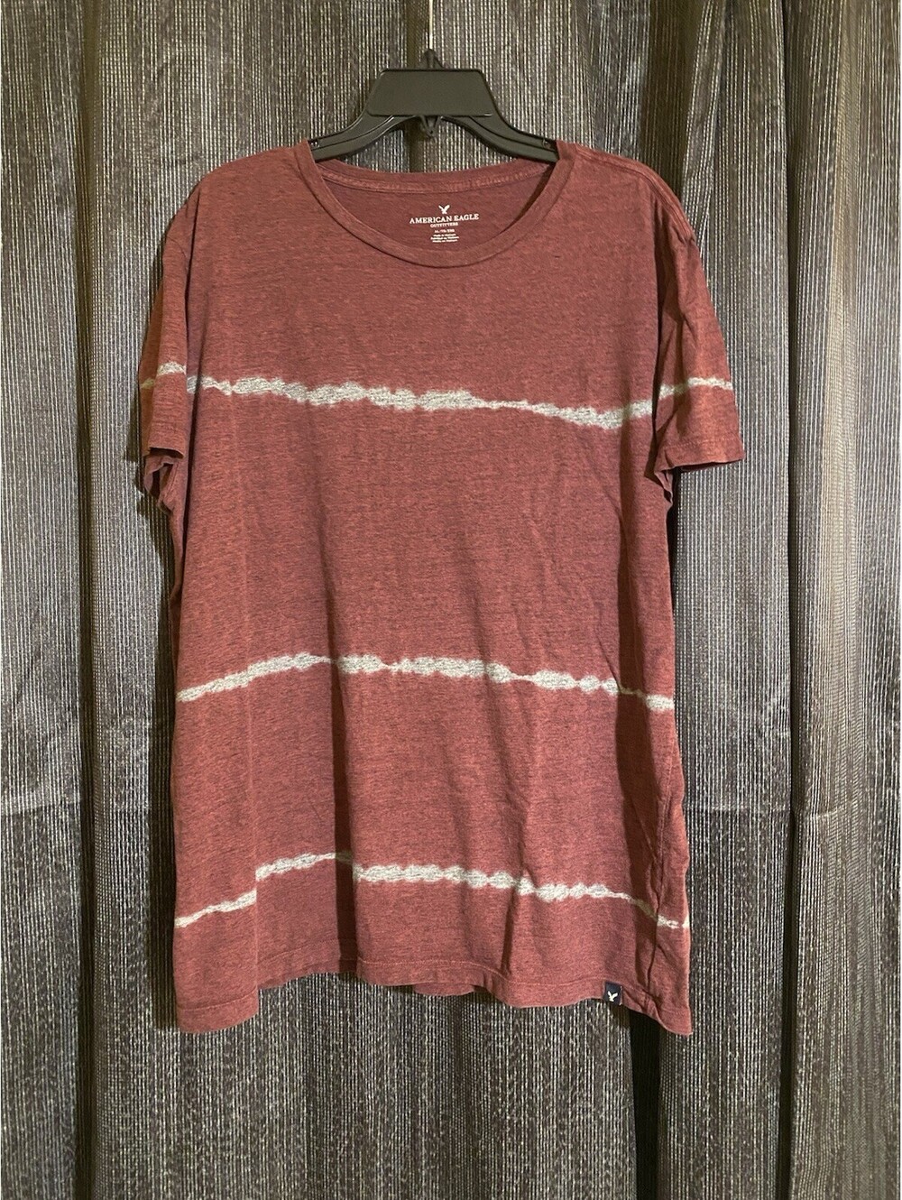 American Eagle Men's Size XL Dark Red & Gray Short Sleeve T-Shirt